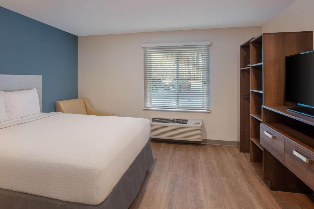 Woodsping Suites Washington Dc East Arena Drive Lake Arbor 外观 照片