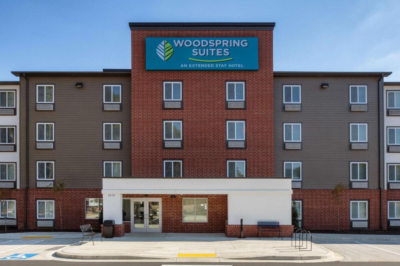 Woodsping Suites Washington Dc East Arena Drive Lake Arbor 外观 照片