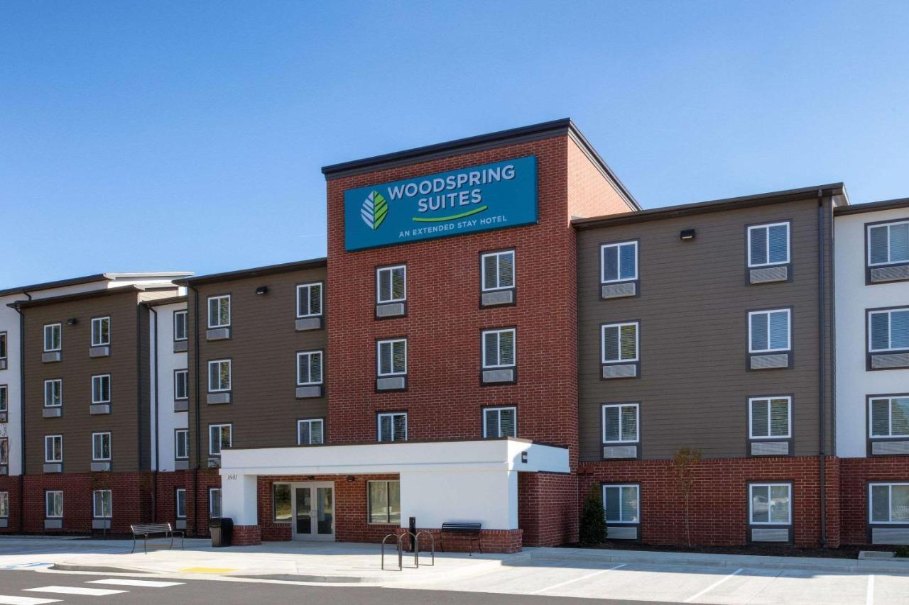 Woodsping Suites Washington Dc East Arena Drive Lake Arbor 外观 照片