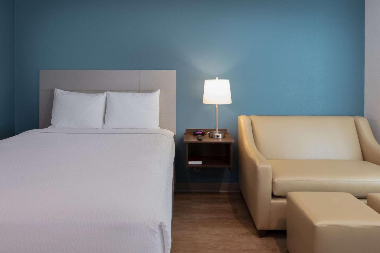Woodsping Suites Washington Dc East Arena Drive Lake Arbor 外观 照片