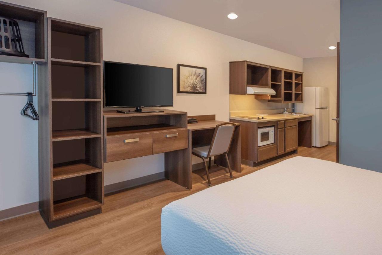 Woodsping Suites Washington Dc East Arena Drive Lake Arbor 外观 照片